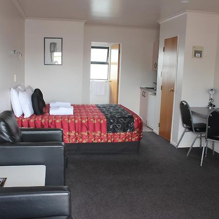 Kiwi Court Motel Hawera Luaran gambar