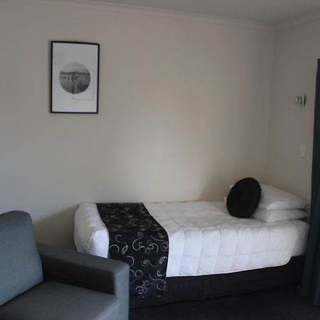 Kiwi Court Motel Hawera Luaran gambar
