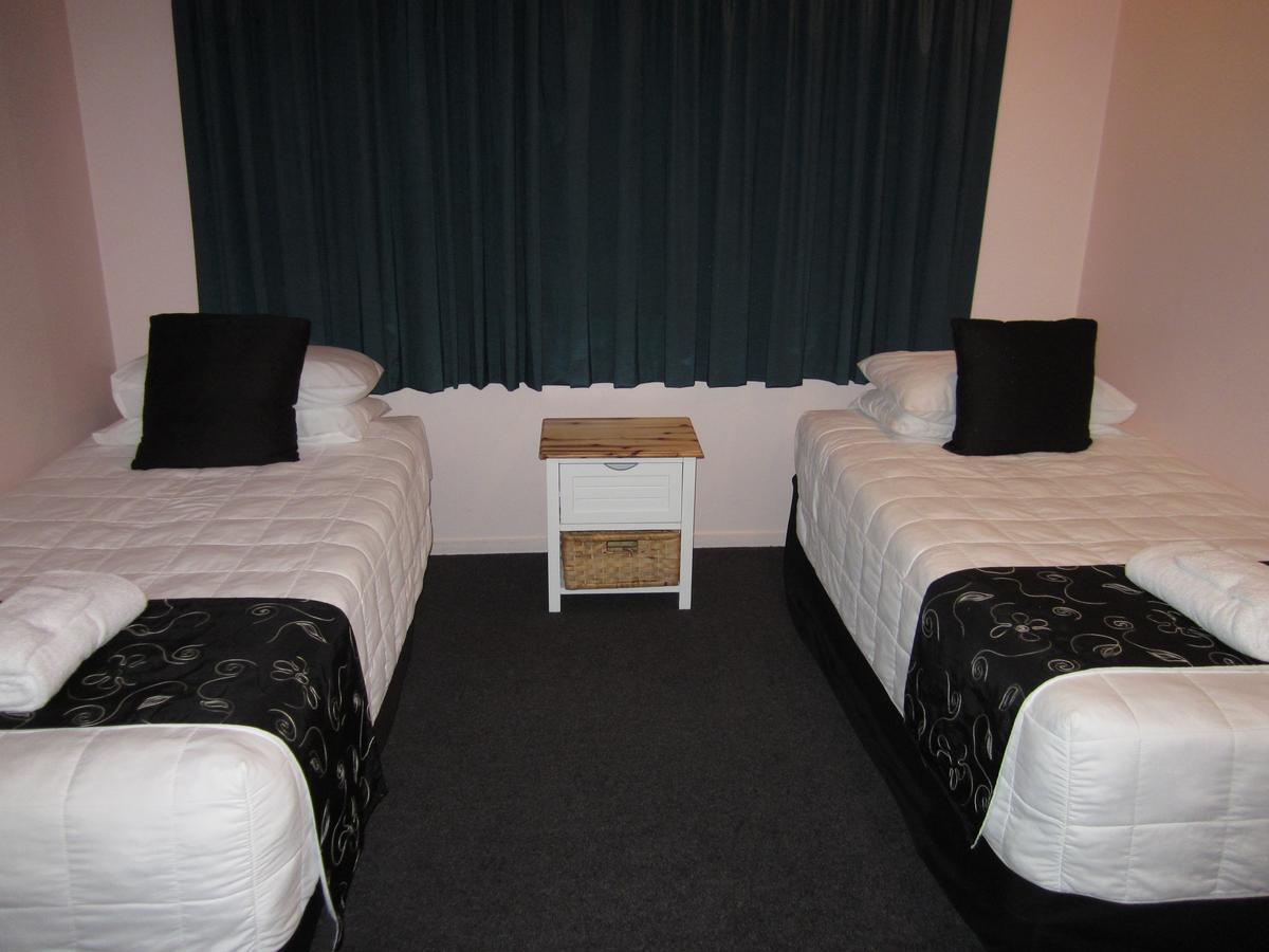 Kiwi Court Motel Hawera Luaran gambar