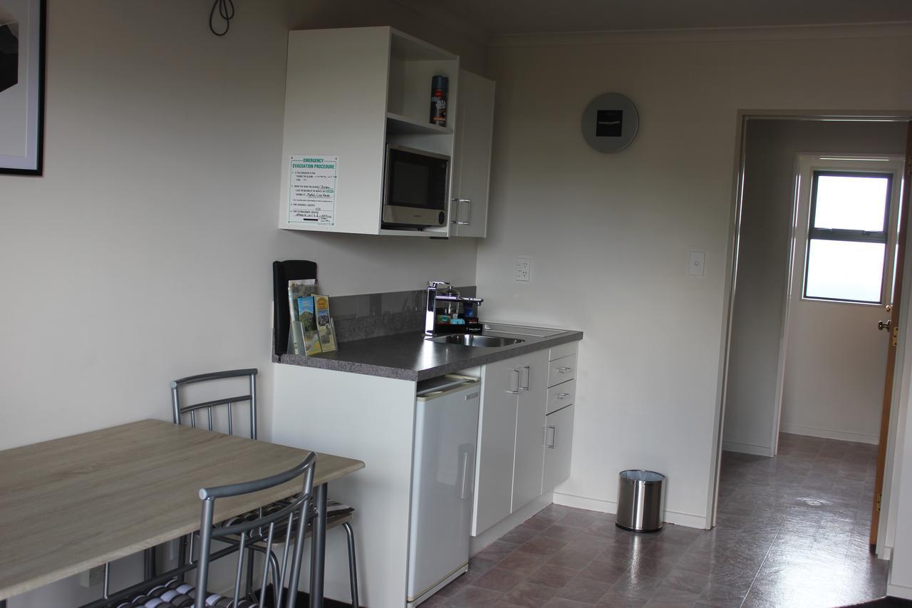 Kiwi Court Motel Hawera Luaran gambar