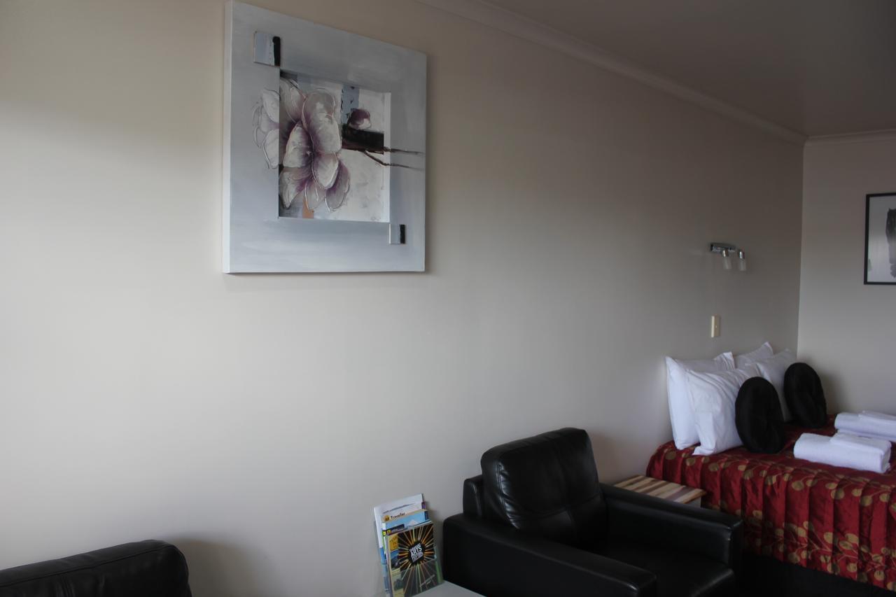 Kiwi Court Motel Hawera Luaran gambar