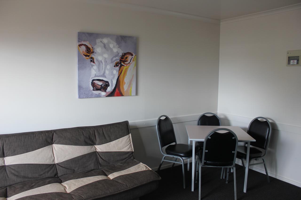 Kiwi Court Motel Hawera Luaran gambar