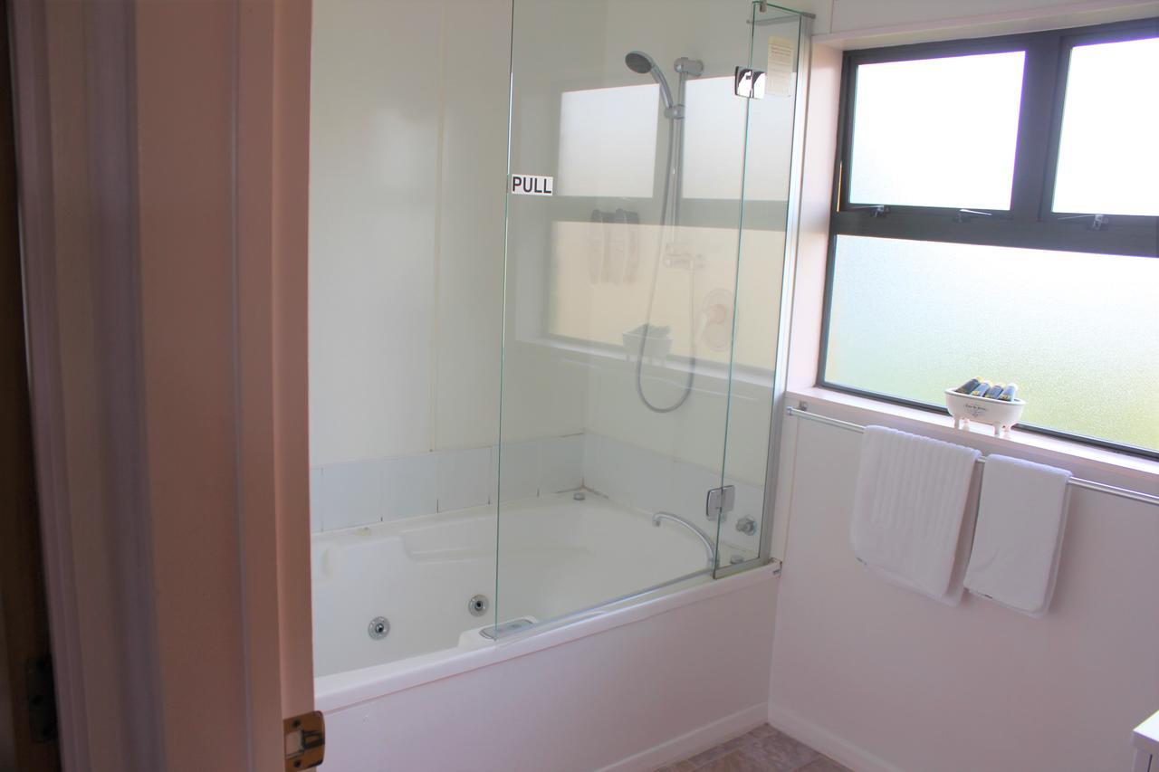 Kiwi Court Motel Hawera Luaran gambar